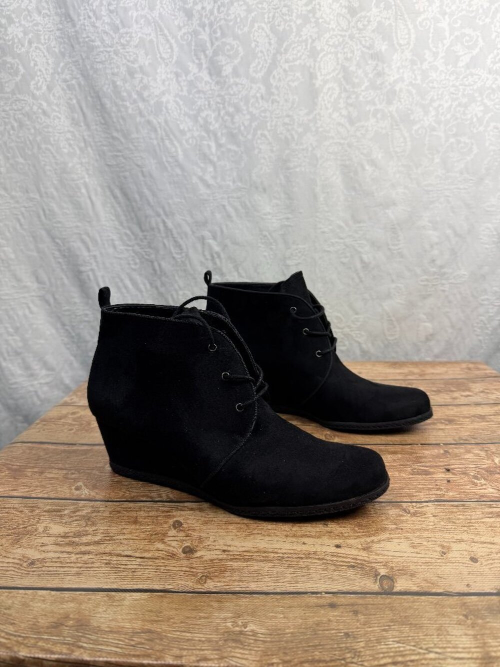 Franco Sarto Annabelle Black Suede Wedge Ankle Booties Lace Up Pointed 10